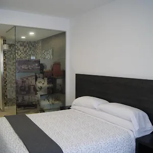 Hostal Sanmar בית הארחה פיגוארז