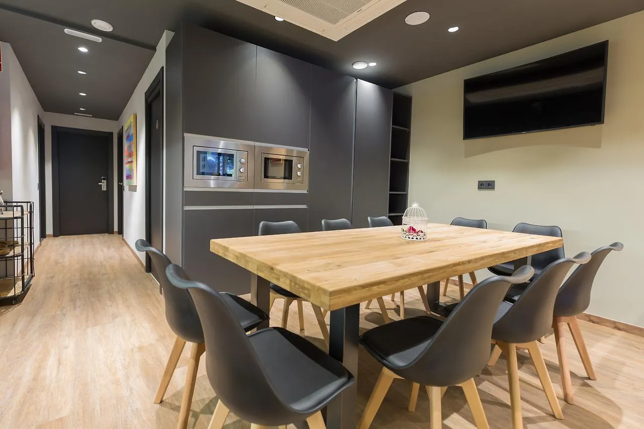 Airhostel Barcelona Airport 24H El Prat de Llobregat Vandrerhjem