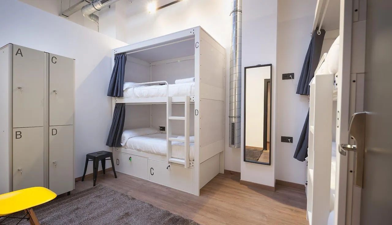 Airhostel Barcelona Airport 24H El Prat de Llobregat Španělsko